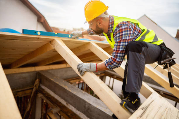 Best Commercial Roofing Services  in Comstock Northwest, MI