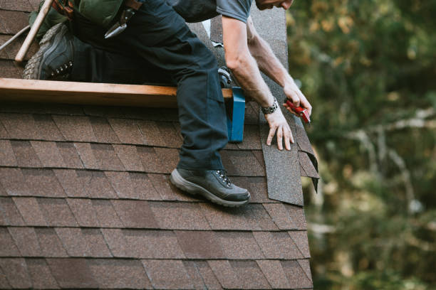 Best Best Roofing Contractors  in Comstock Northwest, MI